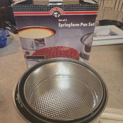 Springform pan set