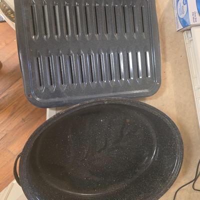Roasting pan