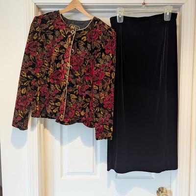 Size 10 R & K Evening Ware Outfit