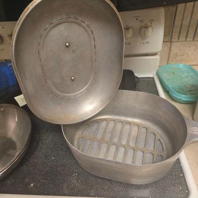 Roasting pan