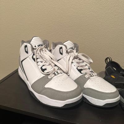 Men’s shoes