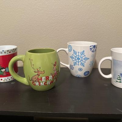 Holiday mugs