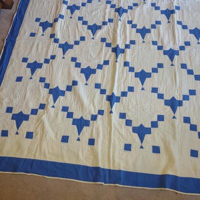 HAND STITCHED HANDMADE QUILT