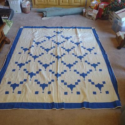 HAND STITCHED HANDMADE QUILT