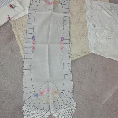 TABLE LINENS