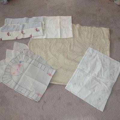 TABLE LINENS