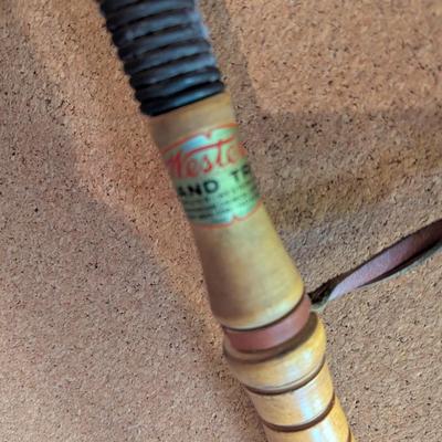 Vintage Western Hand Trap