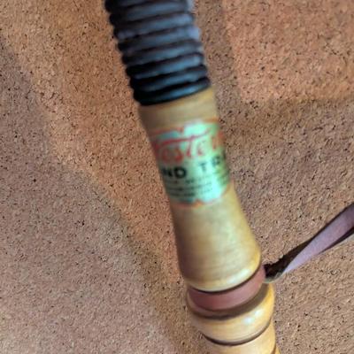 Vintage Western Hand Trap