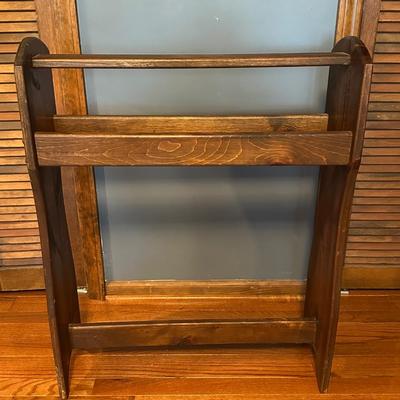 Vintage Wooden Blanket Quilt Holder
