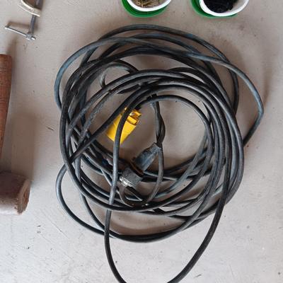 EXTENSION CORD, HAND TOOLS AND SCREWS