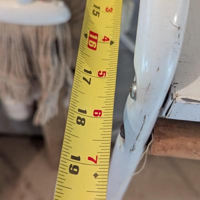 Metal Shelving Rack Approx 26" x 48" x 18"