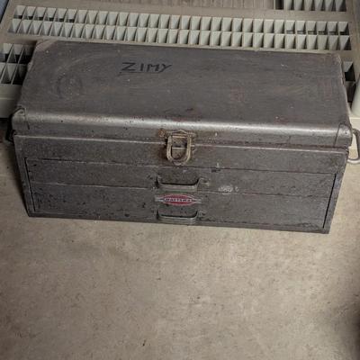 Craftsman Metal Tool Box With Tools