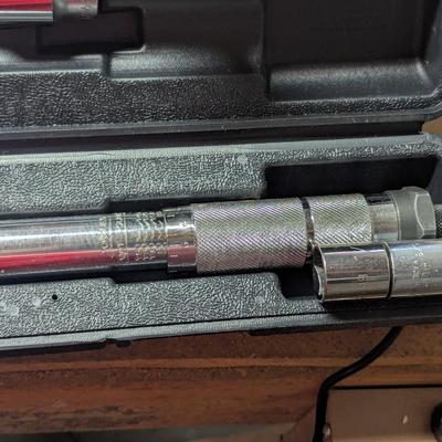 AmPro 1/2" Dr. Micrometer Adjustable Torque Wrench (10-150 Ft. Lbs.)