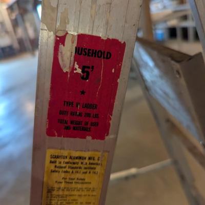Aluminum 5 Foot Ladder