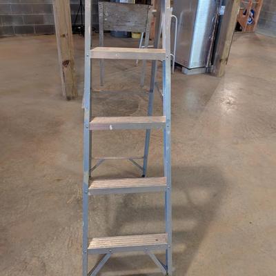 Aluminum 5 Foot Ladder