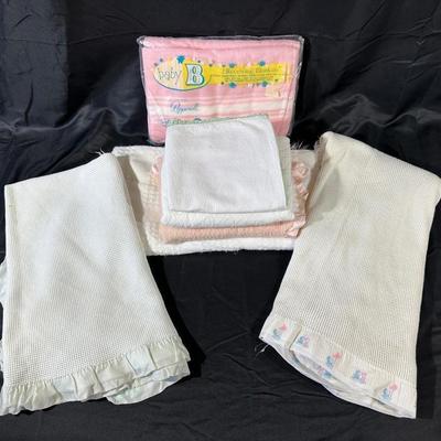 Lot of Vintage Baby’s Children’s Blanket #3