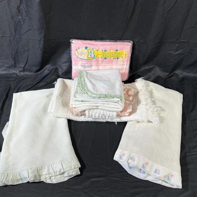 Lot of Vintage Baby’s Children’s Blanket #3
