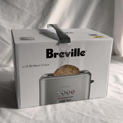 Williams-Sonoma Bagel Cutter and Breville ‘A Bit More’ 2-Slice (B3-DZ)
