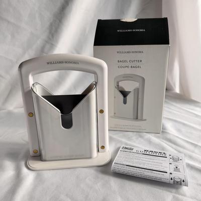 Williams-Sonoma Bagel Cutter and Breville ‘A Bit More’ 2-Slice (B3-DZ)