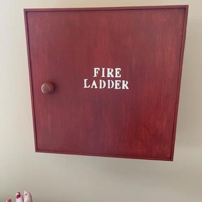 Fire ladder 