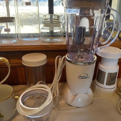 Dishware 