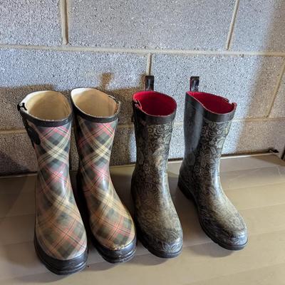 Size 8 Rubber Boots