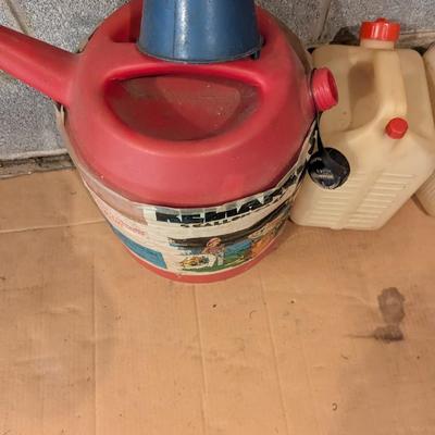 3 Gas Cans