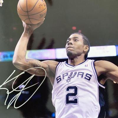 Kawhi Leonard signed photo