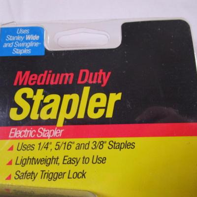 Stanley medium duty stapler