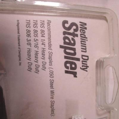 Stanley medium duty stapler