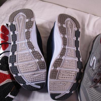 3 pair men's shoes