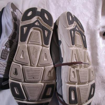 3 pair men's shoes
