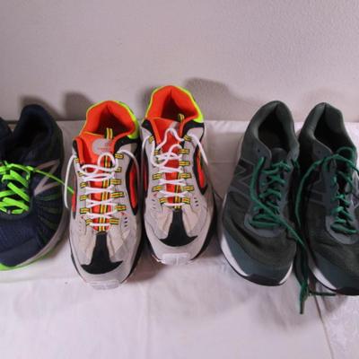 3 pair men's shoes
