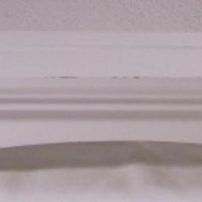 White floating shelf