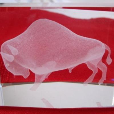 Vintage etched buffalo crystal paperweight