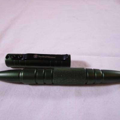 Smith & Wesson bullet-shaped pen