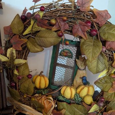 Fall Seasonal Decorations