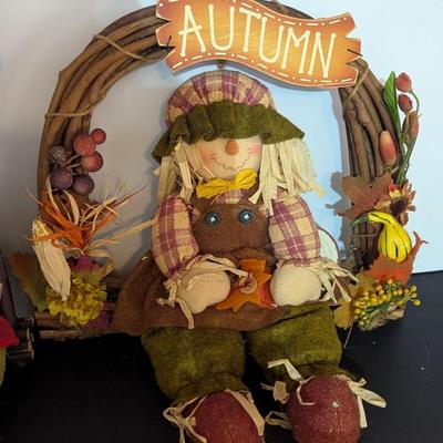 Fall Seasonal Decorations