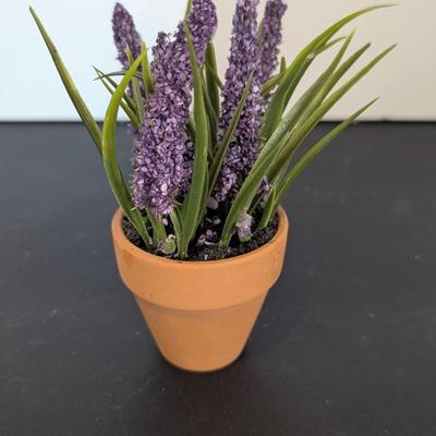 32 - Small Pot Decorations