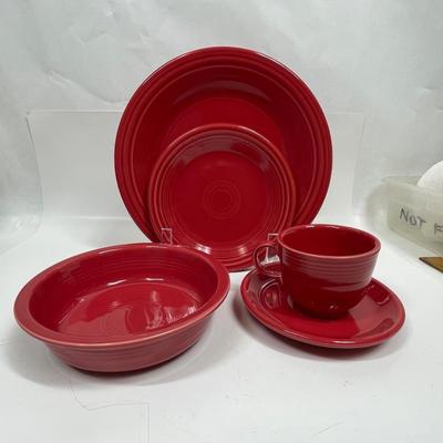 Fiestaware Place Setting Scarlet Red 5 pc Plates Bowls Cup & Saucer