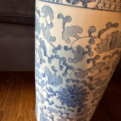 BLUE WHITE PORCELAIN UMBRELLA STAND