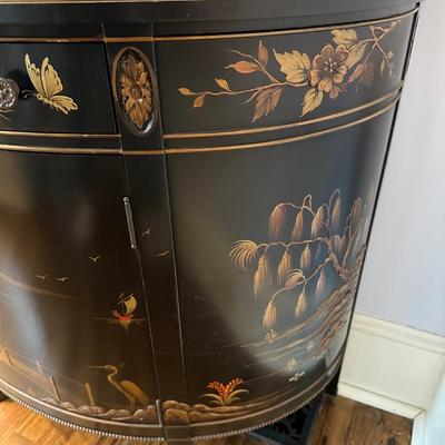 BLACK LAQUER ASAIN DEMILUNE CHEST