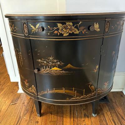 BLACK LAQUER ASAIN DEMILUNE CHEST