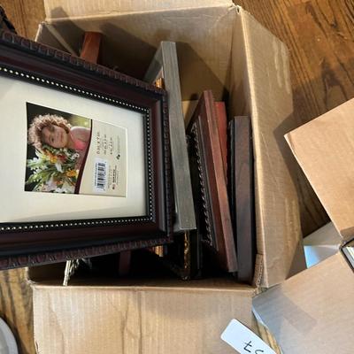 PICTURE FRAME LOT