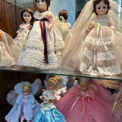 COLLECTIBLE DOLL LOT