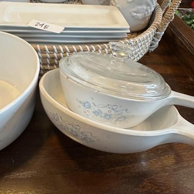 white kitchen lot
