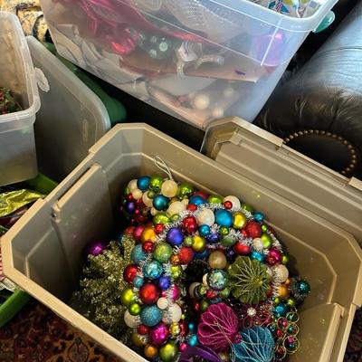 CHRISTMAS DÉCOR LOT