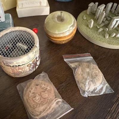 MISC SOUVENIER LOT