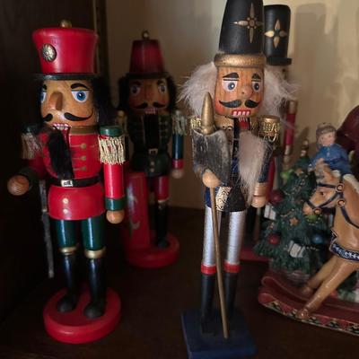 Nutcracker elf shelf sitter lot