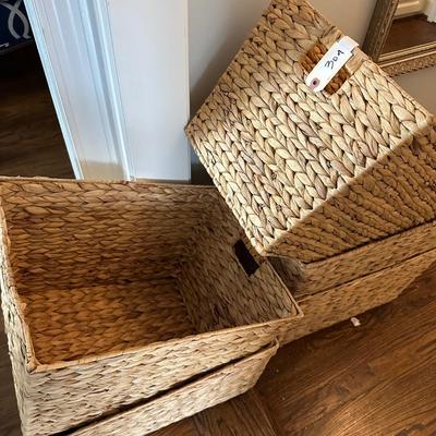 BASKET LOT